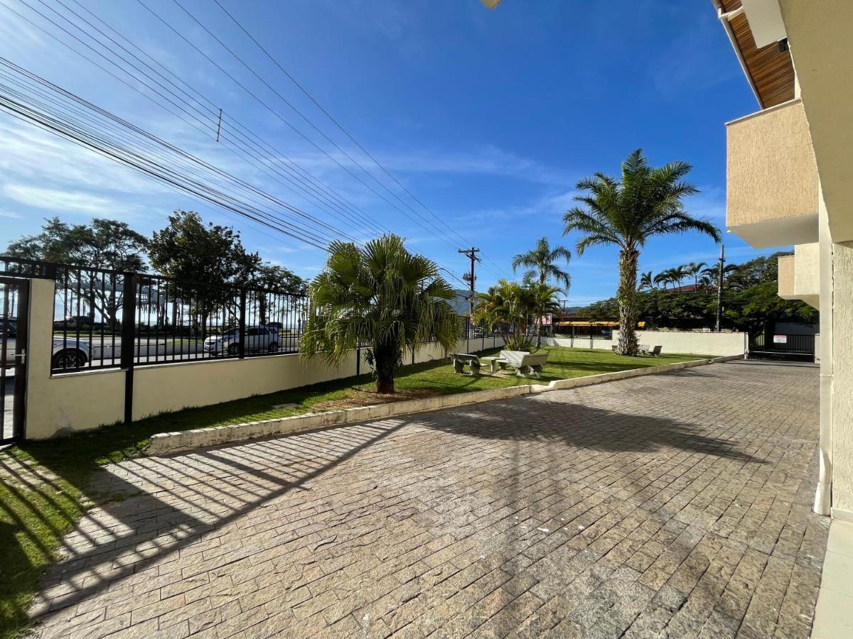 Apartamento Ubatuba, Itagua, Bem Localizado, Duas Vagas De Garagem Buitenkant foto